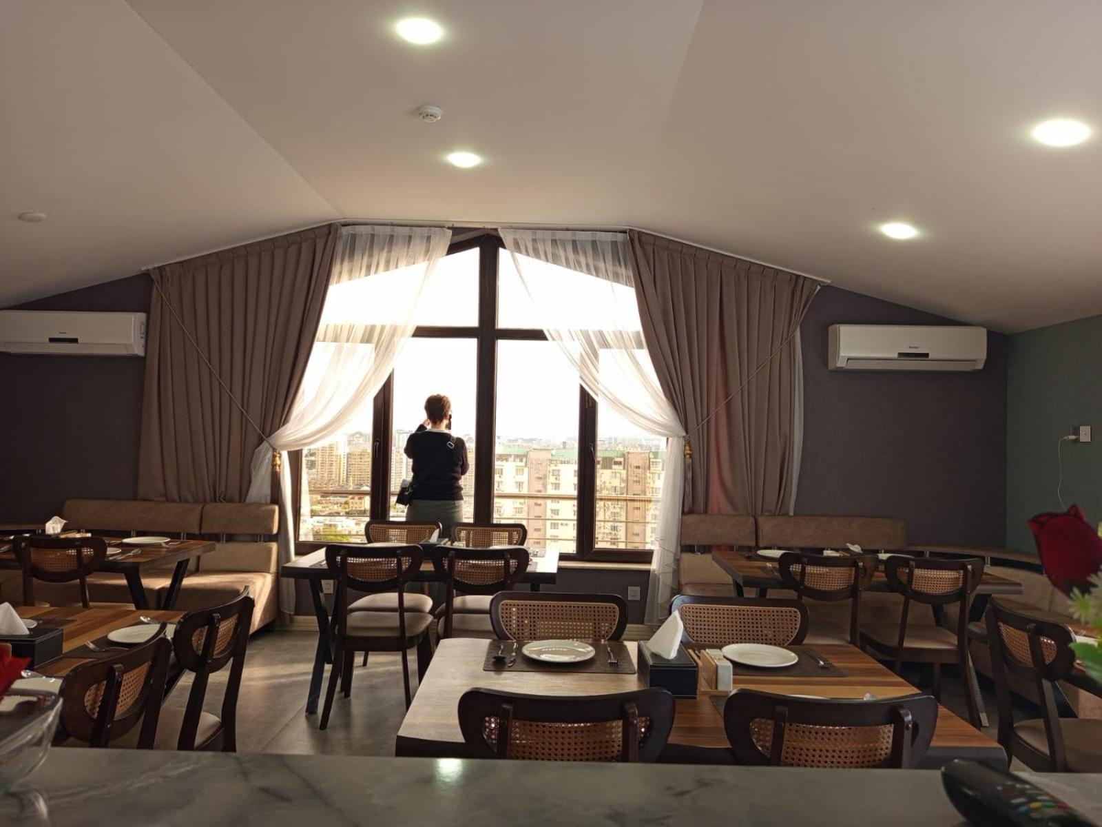 Royal Meridien Hotel 바쿠 외부 사진