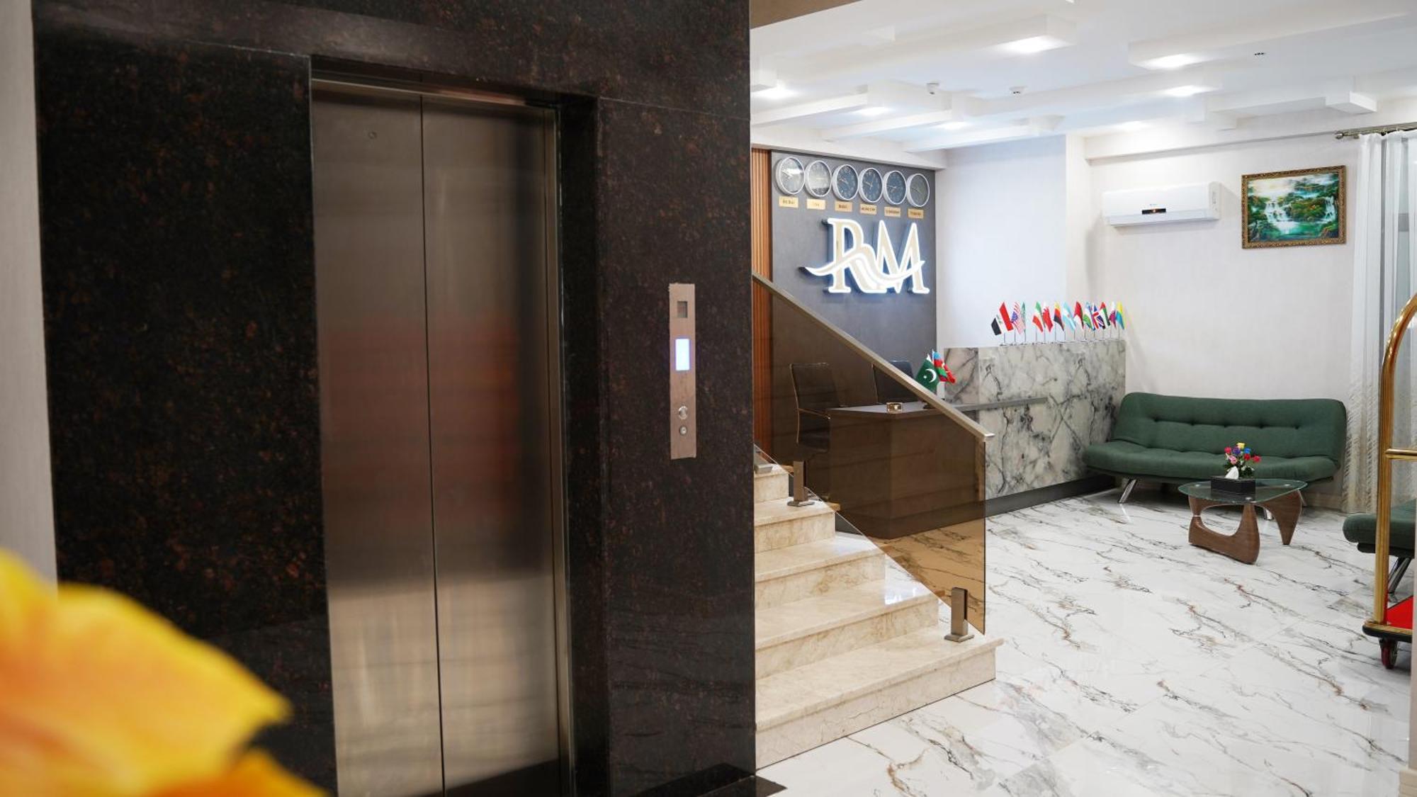 Royal Meridien Hotel 바쿠 외부 사진